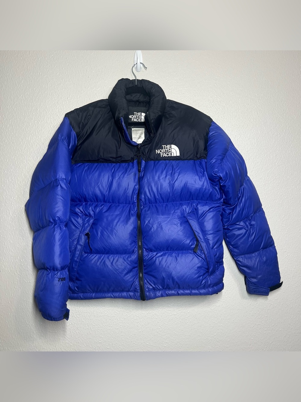 The North Face Women’s 1996 Retro Nuptse Jacket TNF Blue Size Large 700 Down